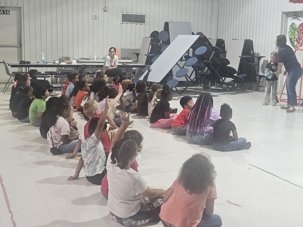 Big thanks to the Kalin’s Center for coming out today to talk with our students about Good Touch, Bad Touch and personal safety. We appreciate all they do for our community!