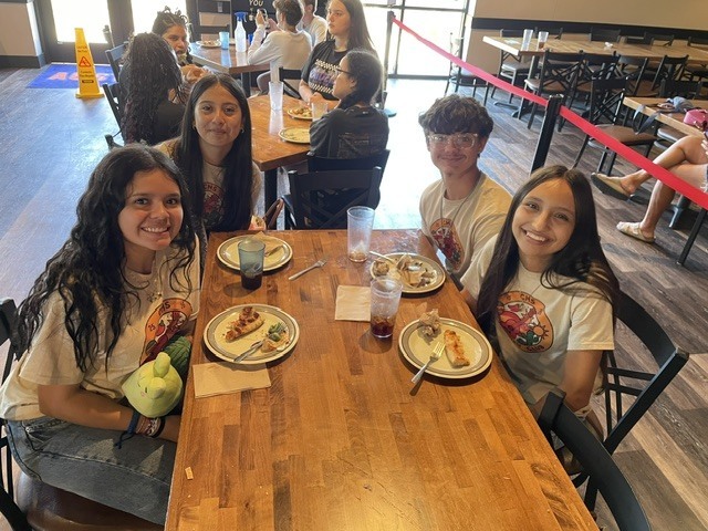 What a wonderful day our Spanish Club had at Austin Park! 🎉🇪🇸 Our students had the opportunity to spend time together, make memories, laugh, and celebrate all the hard work and dedication they have shown throughout the school year. Thank you to everyone who helped make this field trip a success. ¡Fue un día increíble! ❤️💛 #SpanishClub #FieldTripFun #AustinPark #MakingMemories