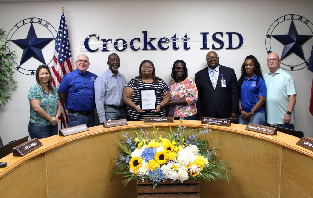 Crockett ISD extends heartfelt appreciation to Zenita Carruthers for her dedicated service on the Board of Education. Your leadership has enriched our district and strengthened the partnership between our schools and the community. Thank you for your commitment and service.