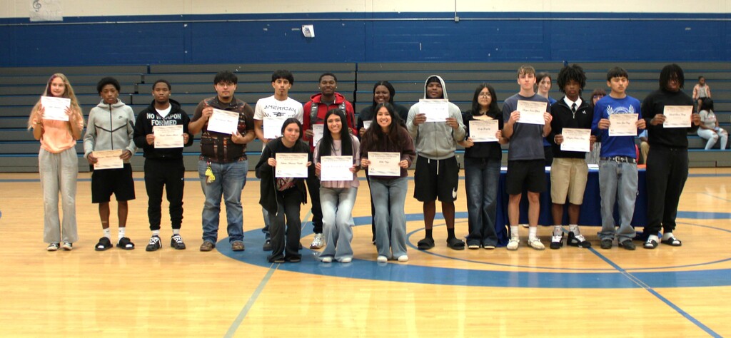 Shoutout to our amazing CHS Underclassmen who achieved All‑A and A/B Honor Roll status! We’re proud of your dedication and excellence.