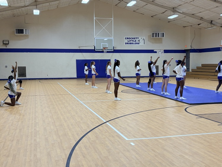 Our Crockett Bulldog Cheerleaders are officially gearing up for the 2026-2027 school year! They are ready to bring the energy, spirit, and big crowd noise to the sidelines. 📣✨