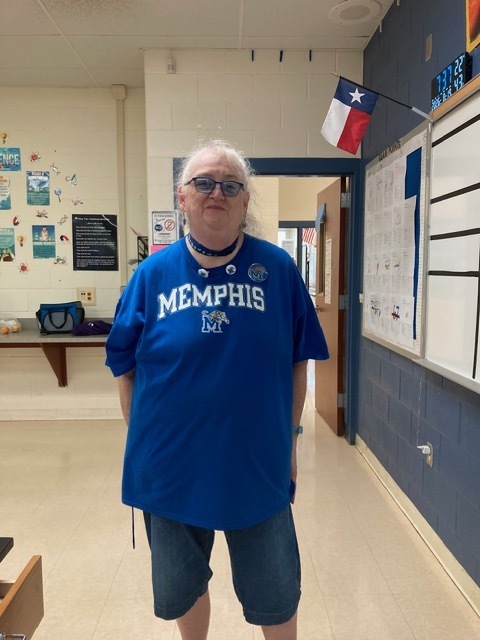 Crockett Jr. High went all‑in for College Day!   Staff brought the spirit and the smiles, rocking gear from their favorite colleges and filling the campus with pride, color, and future‑focused energy.