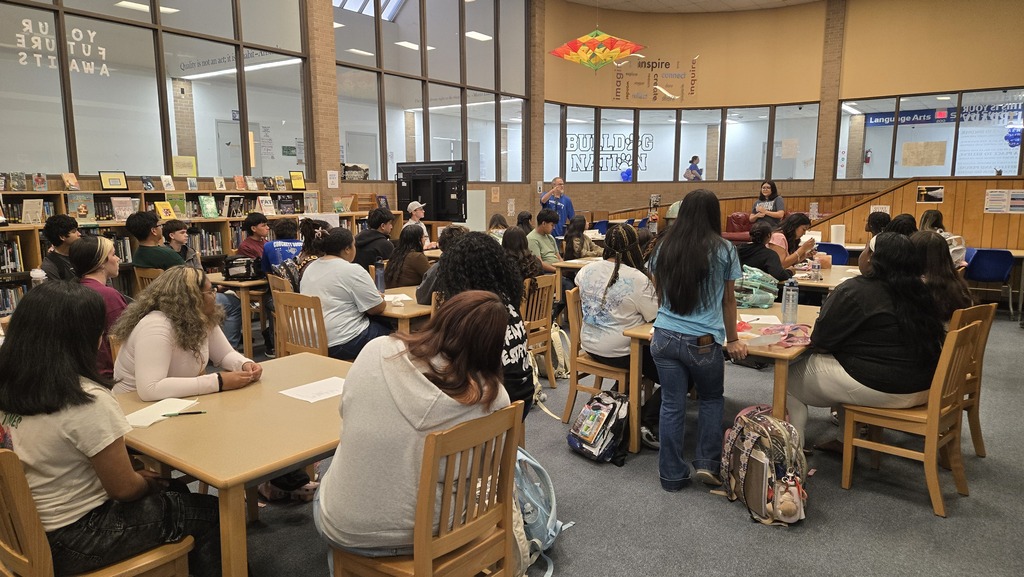 Crockett High School Student Council came out STRONG for its first meeting of the year! 🙌🐾 We had a record turnout, tons of excitement, and a whole lot of Bulldog leadership ready to make big things happen. It’s already shaping up to be an amazing year for CHS StuCo!