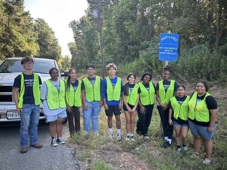 The National Honor Society with help from some Student Council members started the school year right by making sure the community was attended to.