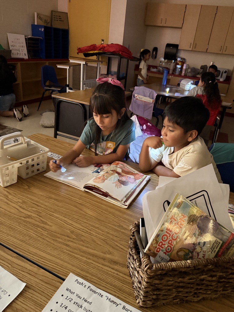 📚💙 NATIONAL READING DAY FUN AT CROCKETT ELEMENTARY! 💙📚  Yesterday was National Reading Day, and our Bulldogs celebrated by diving into their favorite stories and discovering new ones. We wrapped up the day with a campus‑wide dark‑out flashlight reading — the perfect cozy ending to a day full of imagination and adventure.