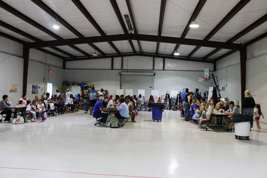 💙 CROCKETT EARLY CHILDHOOD GRANDPARENTS DAY BREAKFAST 💙  Crockett Early Childhood had a great turnout for their Grandparents Day Breakfast! Thank you to all the wonderful grandparents who joined us and helped make the morning so special for our students.