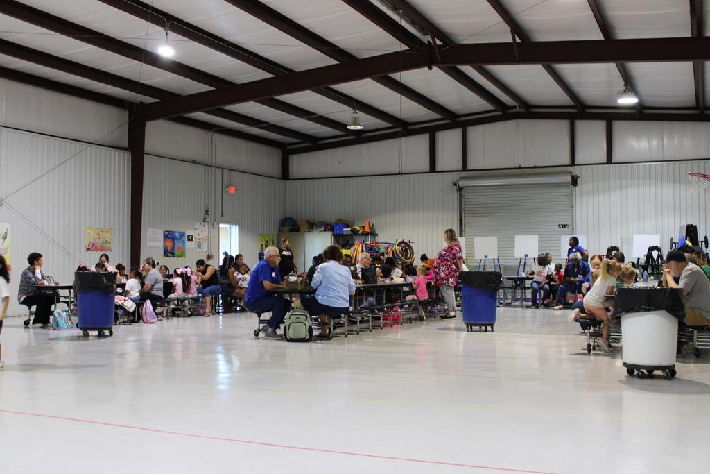 💙 CROCKETT EARLY CHILDHOOD GRANDPARENTS DAY BREAKFAST 💙  Crockett Early Childhood had a great turnout for their Grandparents Day Breakfast! Thank you to all the wonderful grandparents who joined us and helped make the morning so special for our students.
