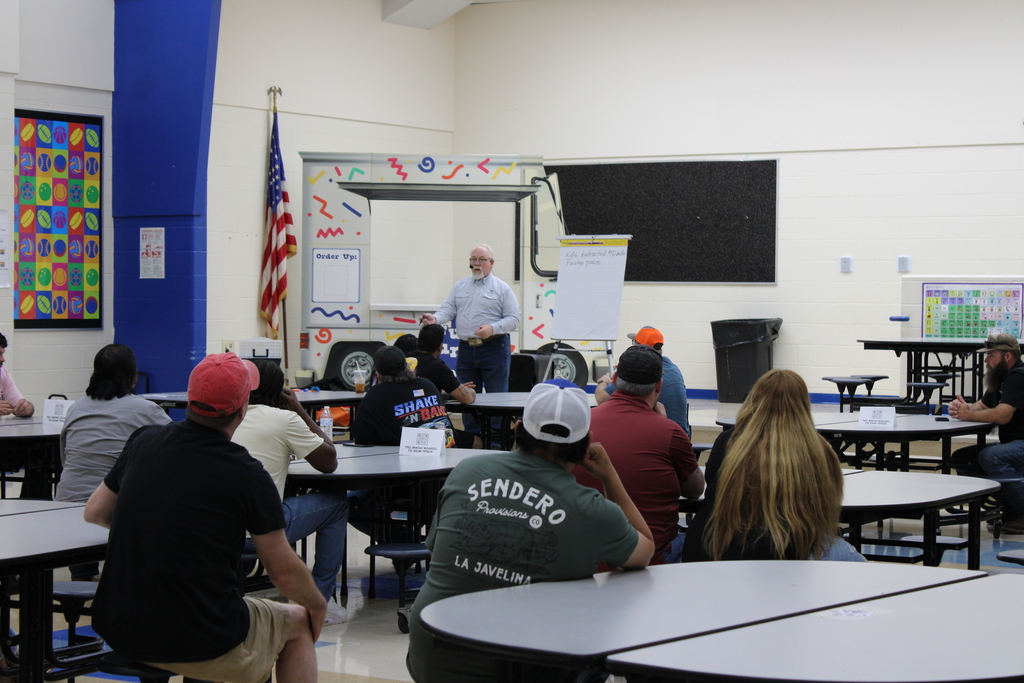 💙 Brought Their Dads to School! 💙  Crockett Elementary and Jr. High students welcomed their dads to school today, and we had a great turnout! 👏  Thank you to all the dads and father figures who took the time to join us and make the day so special for our students. We appreciate you!  A special thank you to Strong Fathers for putting together this wonderful event and helping create meaningful moments for our students and families! 🐾💙
