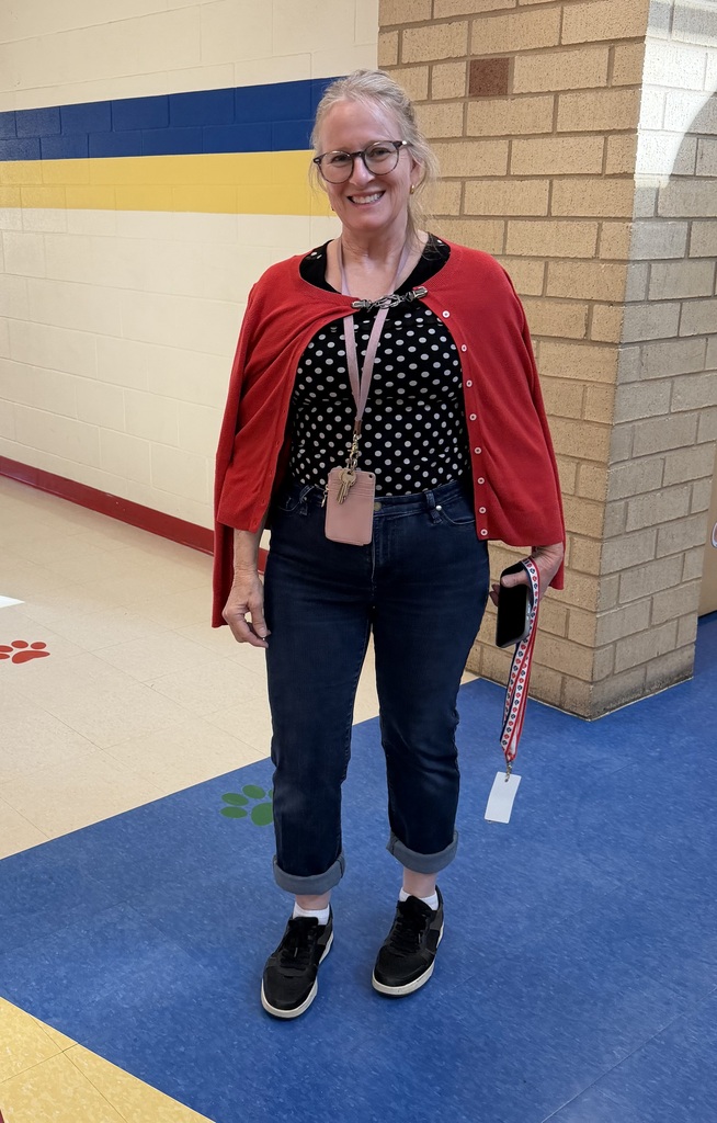 On Wednesday, Crockett Elementary celebrated 50’s Day! The staff enjoyed delicious Coke floats to mark the milestone. A big thank you to Mrs. McDonald and the Leadership Team for sponsoring this sweet treat!