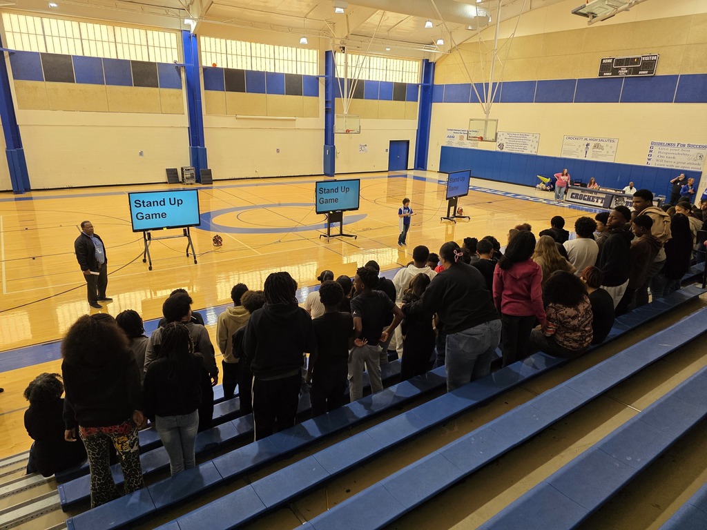 Crockett Jr. High held an impactful Red Ribbon & Suicide Prevention assembly this morning. 💙 A special thank you to the Crockett Police Department for coming out to speak with and support our students! #CrockettISD #CommunityPartnerships