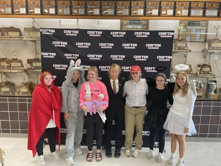 Dress up day 2 twins, or rhyme without reason