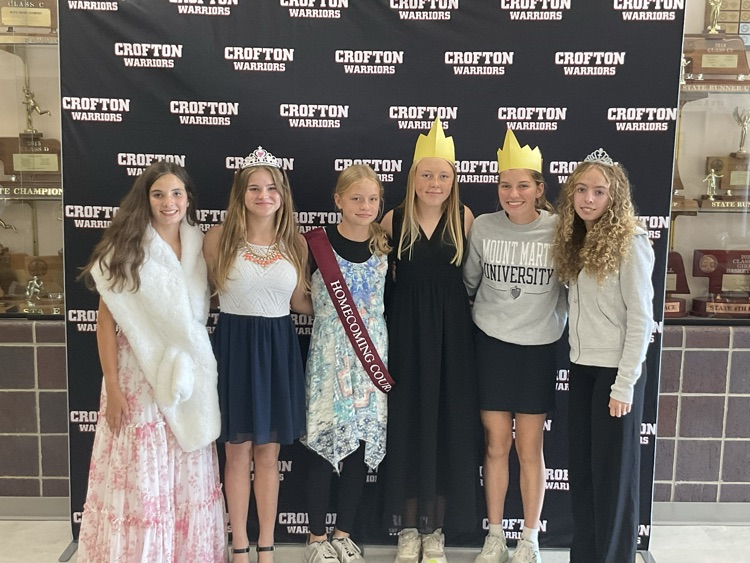 dress like royalty day