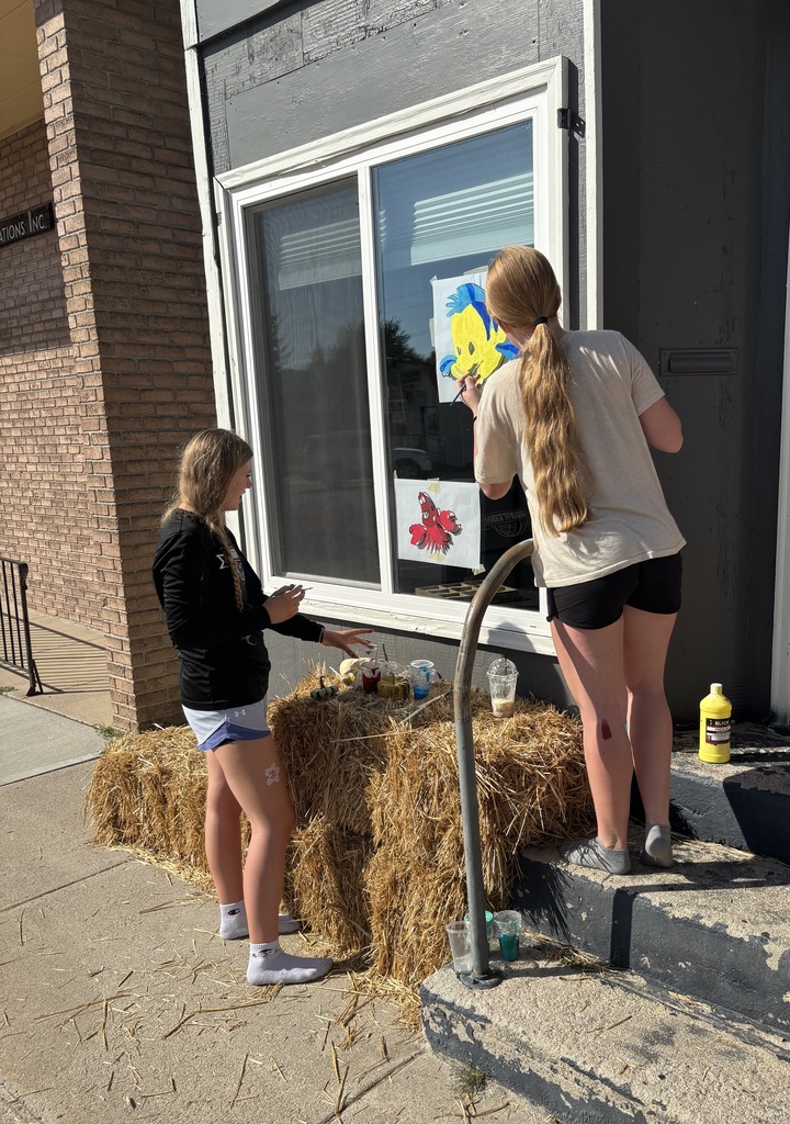 Aven and Morgan at the coffee shop