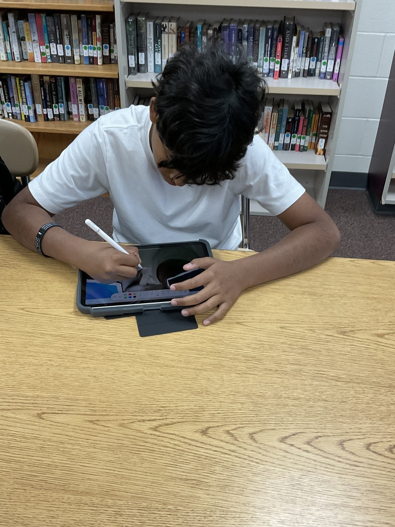 iTech 7 student creates pop art on iPad