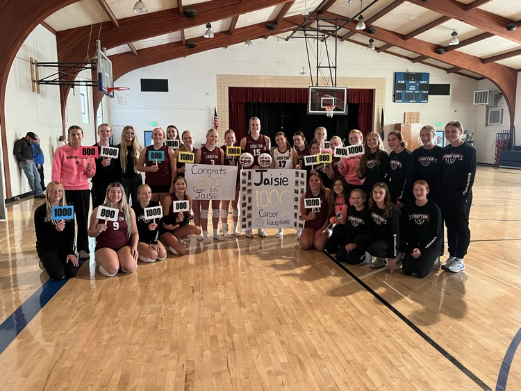 Picture of volleyball team celebrating