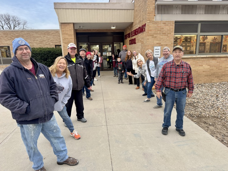 Crofton Community Club Members for High Five Friday 