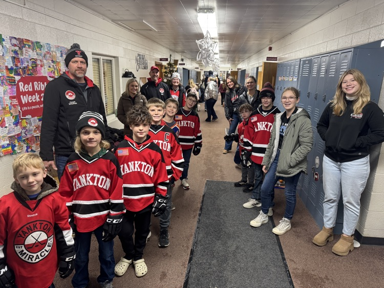 Yankton Ice Hockey Association members