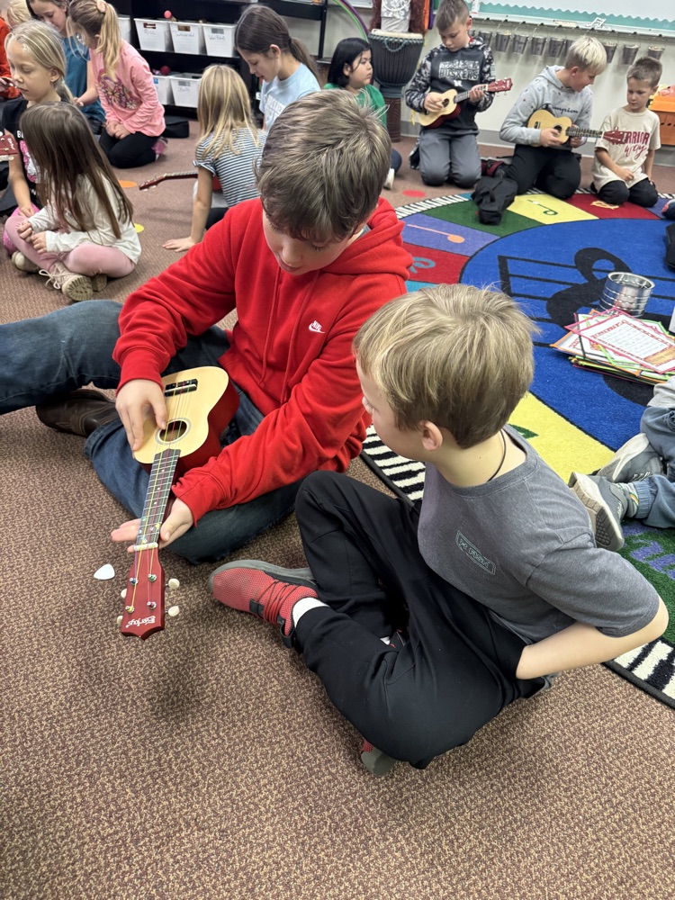 6th graders and Kindergarten students