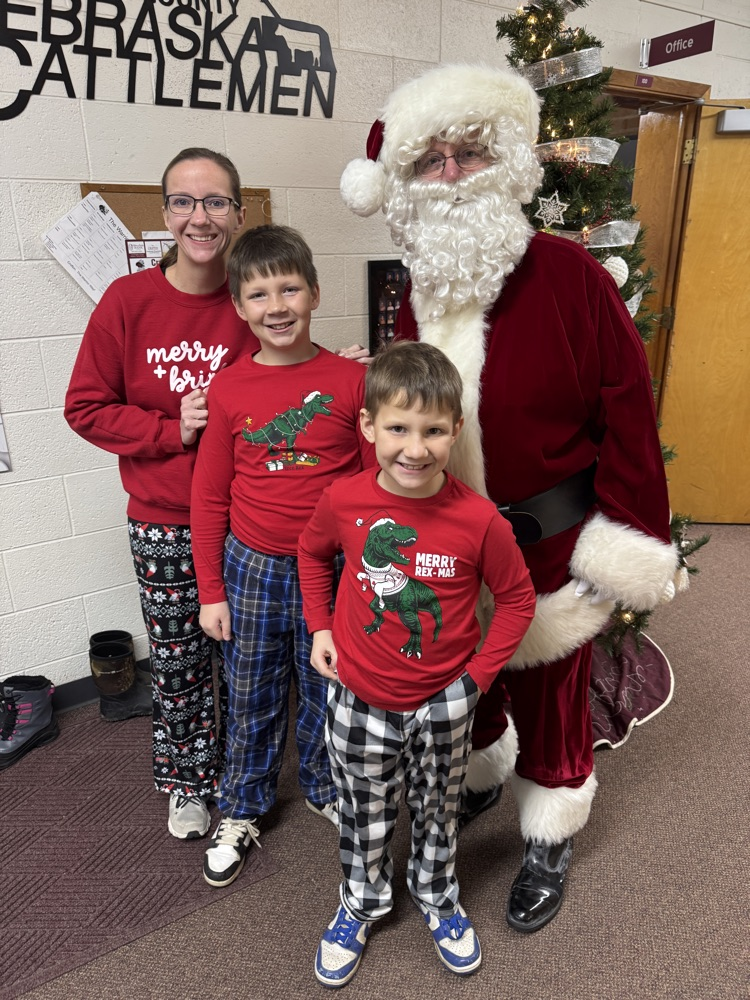 Leader fam with Santa