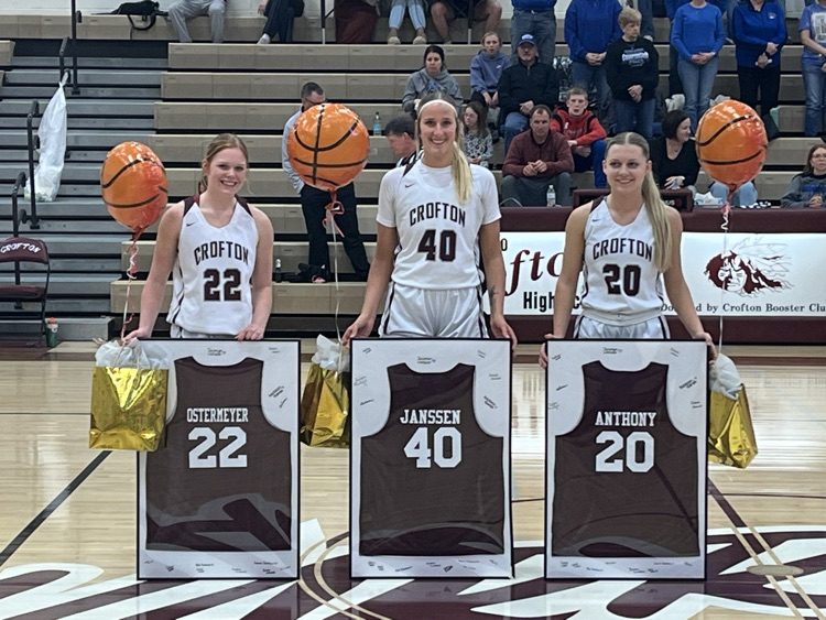 3 Senior girls on Senior Night