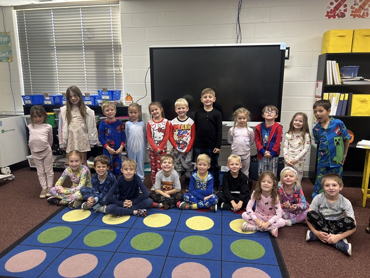 Kindergarten students dressed up for pajama day