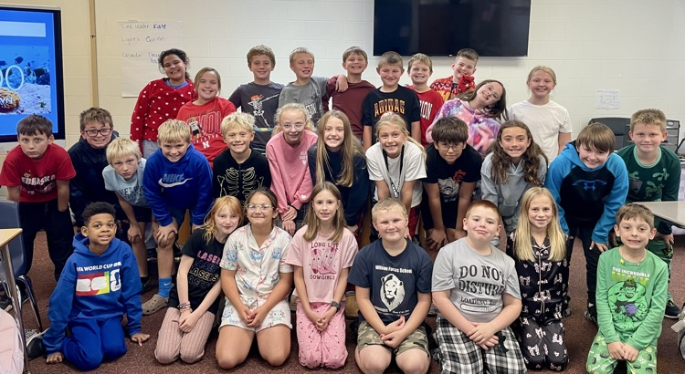 4th grade students dressed up for pajama day