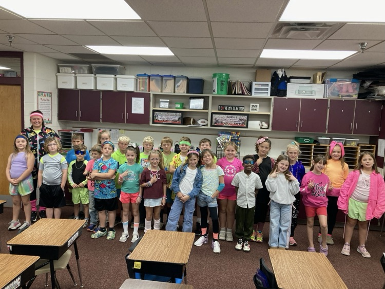 3rd grade all dressed up for ‘80 day