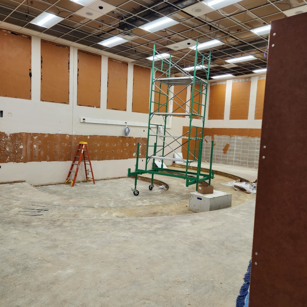 band room with no flooring