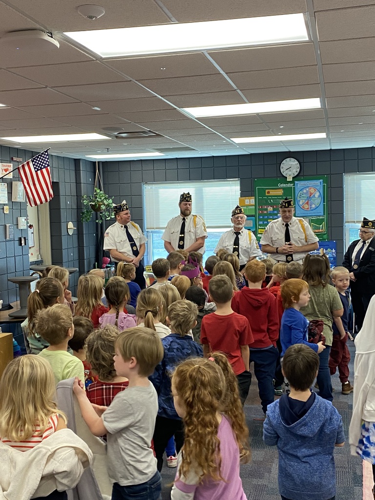 5 local veterans sharing their stories to our kindergarteners
