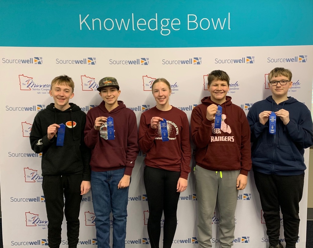 1st place knowledge bowl team at Friday's competition