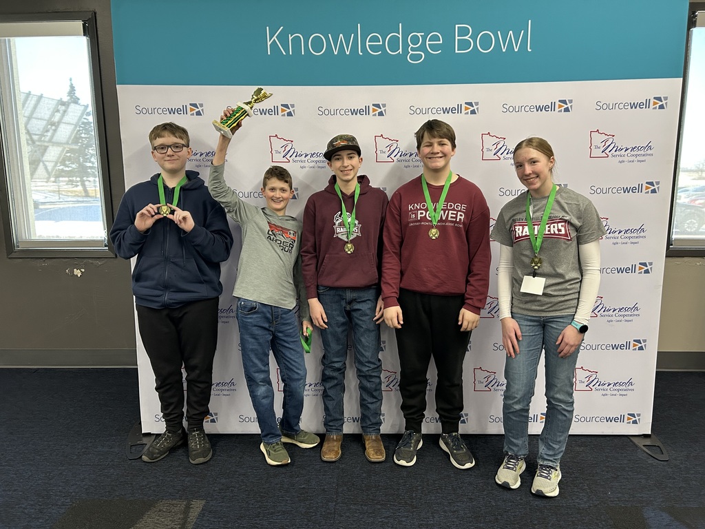 4th place knowledge team made up of 4 male 8th graders and 1 female