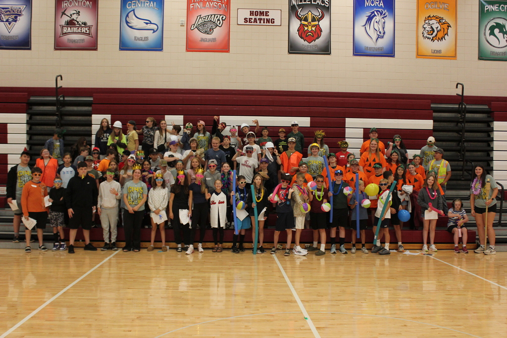 Link Crew whole group at 7th grade orientation