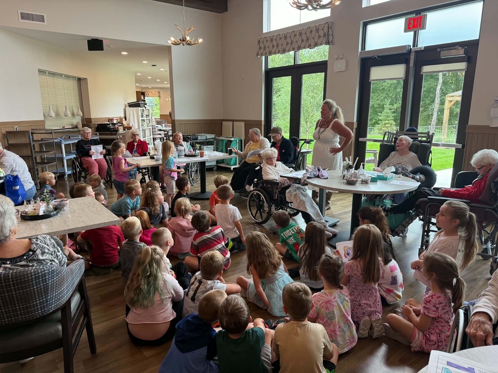 all kindergartners in a room with residents at heartwood