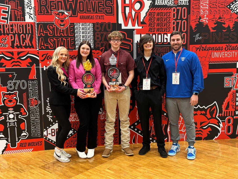  Left to right: Jenna Organ, Donna Mckenzie, Linken Barrett, CJ Lloyd, and EAST Facilitator Alex Coveny following their award winning presentations at Arkansas State University on Wednesday.