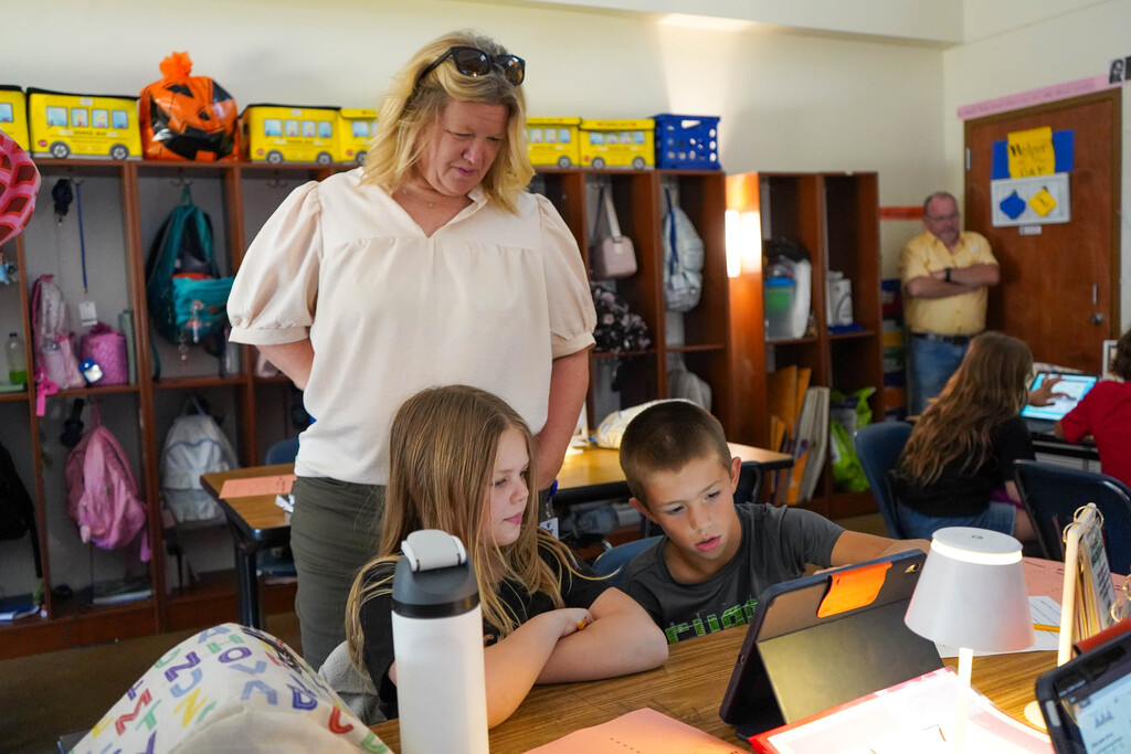 Apple visitors in classroom