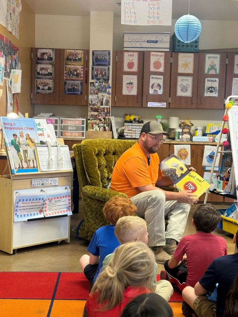 Little Readers, Big Leaders- 1st grade service learning in action!