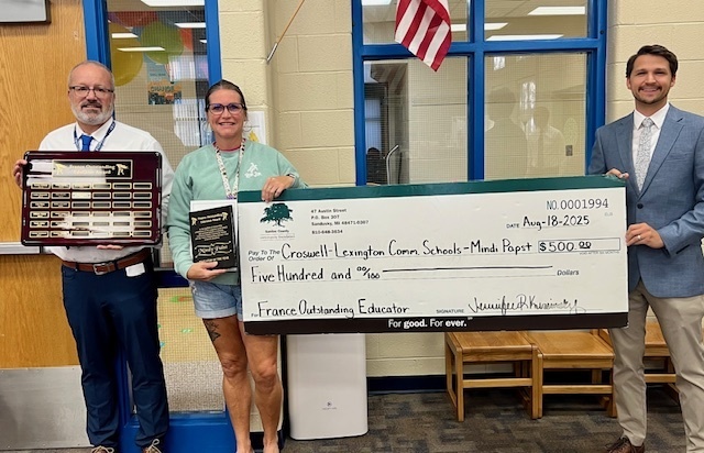 Mindy Pabst 2025 Outstanding Educator of the Year