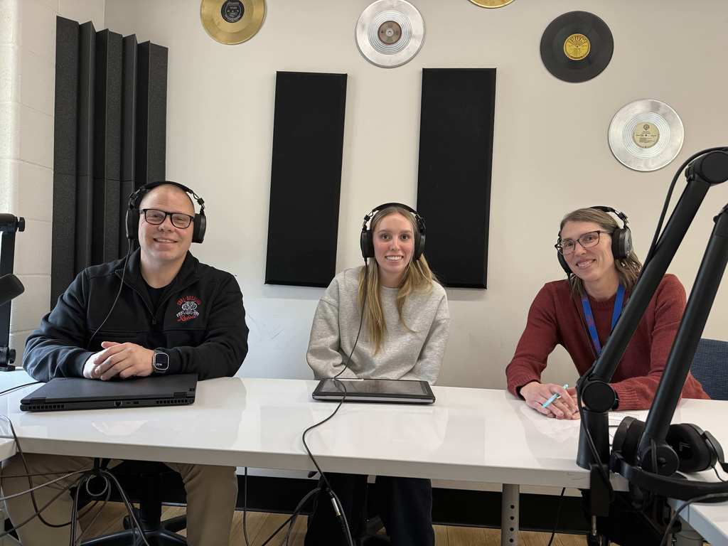 Maggie & Mr. Cap Show