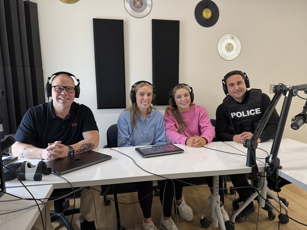 Maggie & Mr. Cap Show