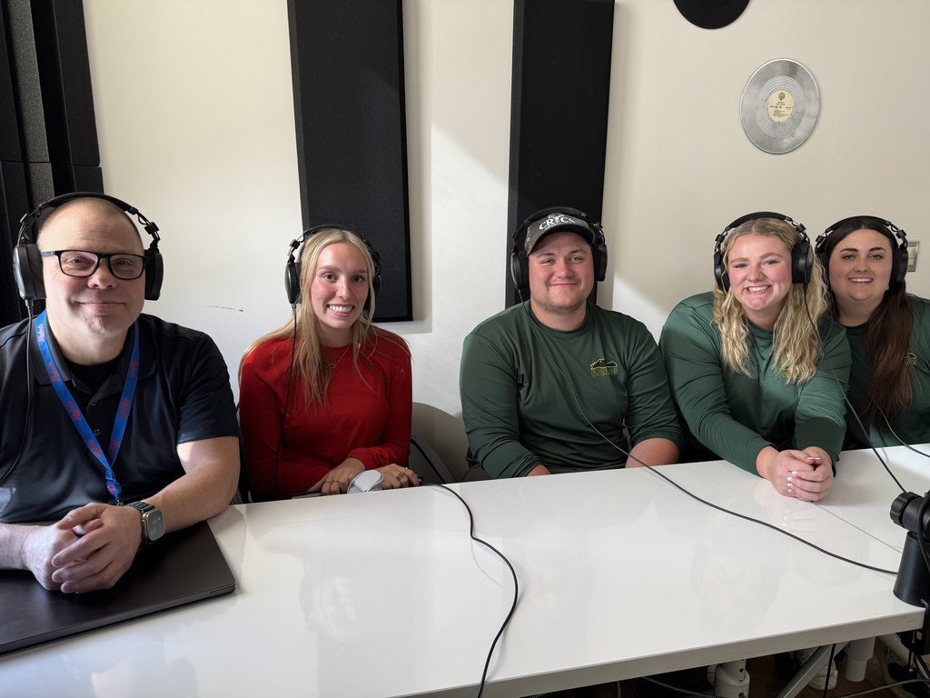 Maggie & Mr. Cap Show