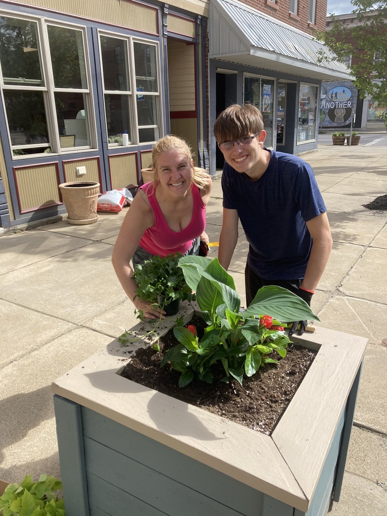 community planting day