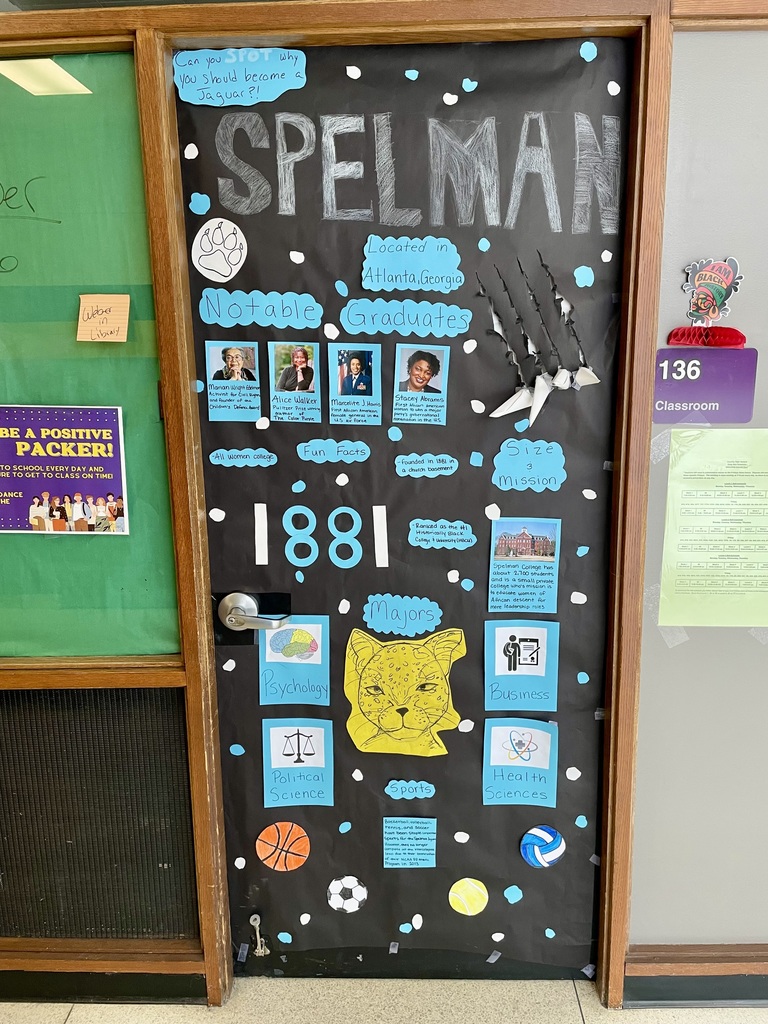 picture of the winning door decoration presenting Spelman College