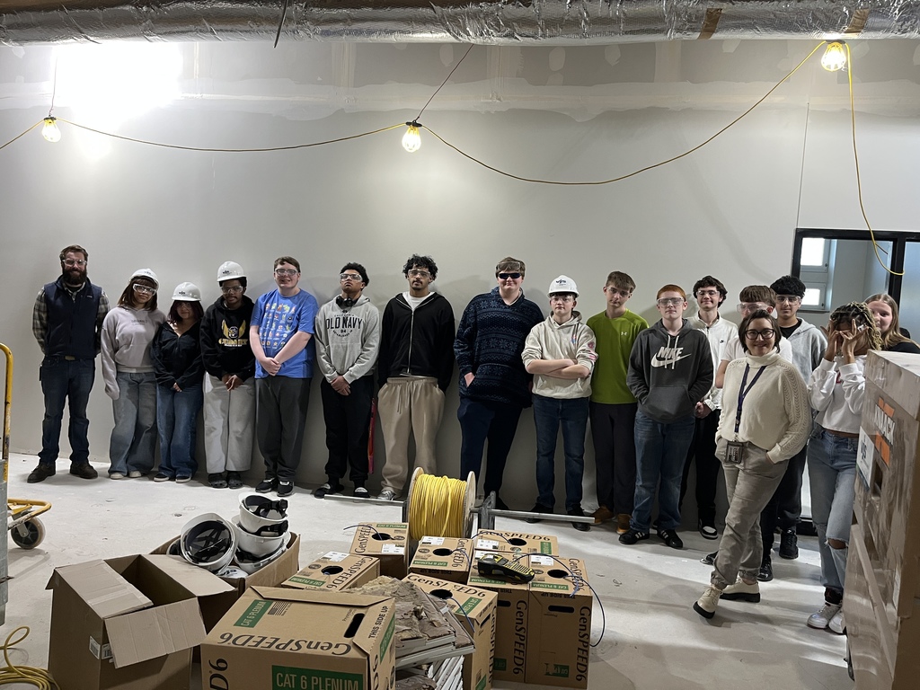picture of high school students touring the construction of the new district offices