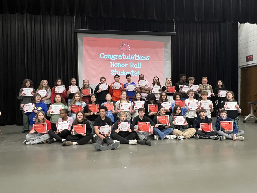 picture of the 7th grade honor roll students