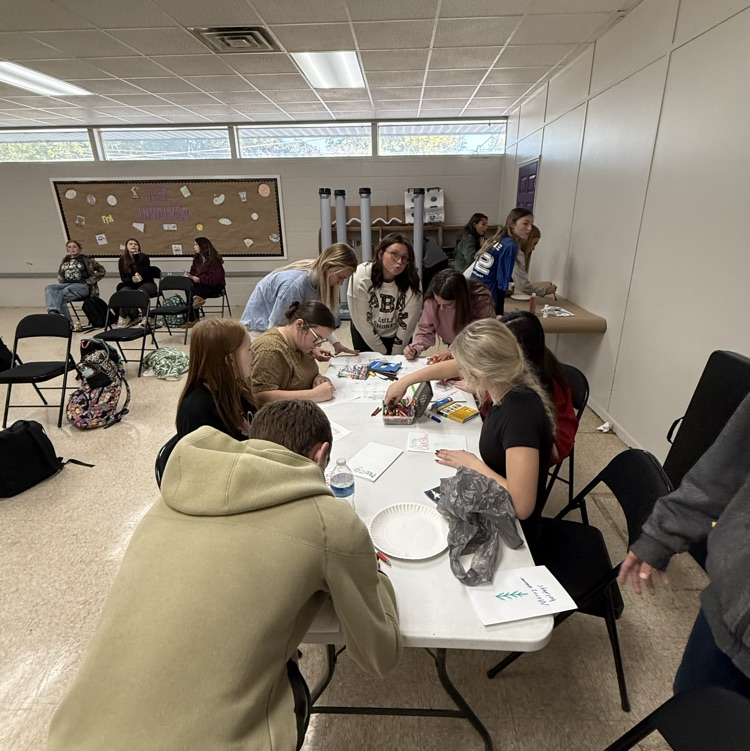 Leo Club working for our community!