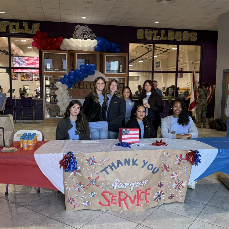Leo Club appreciates our Veterans!