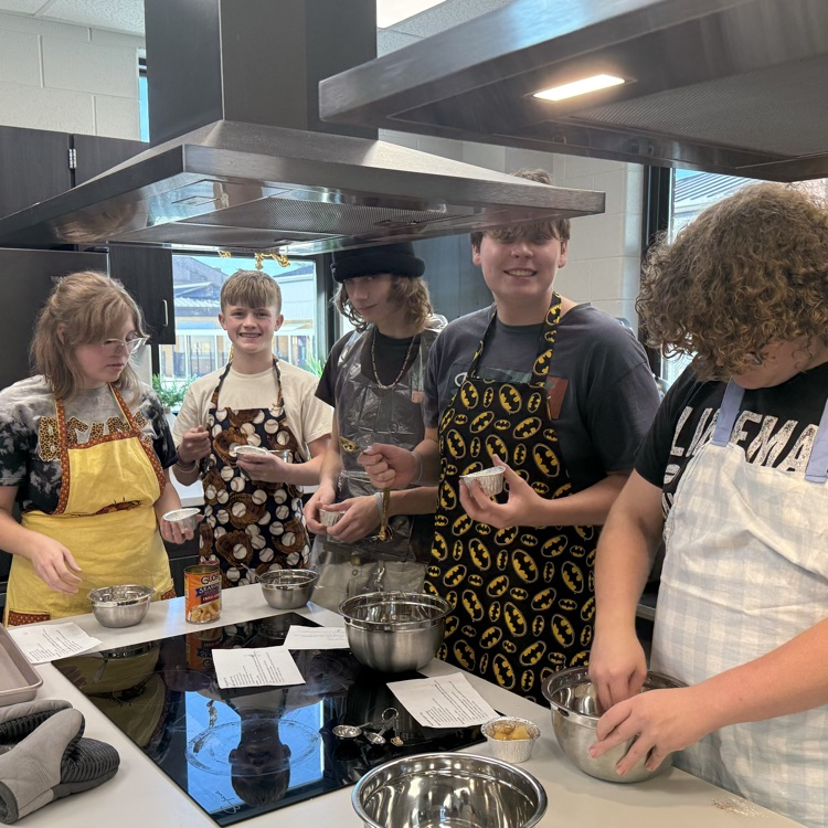 this is a crew right here, 7th FACS 