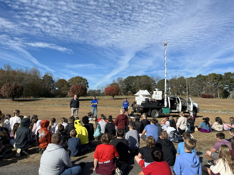 WPI students with weather balloon