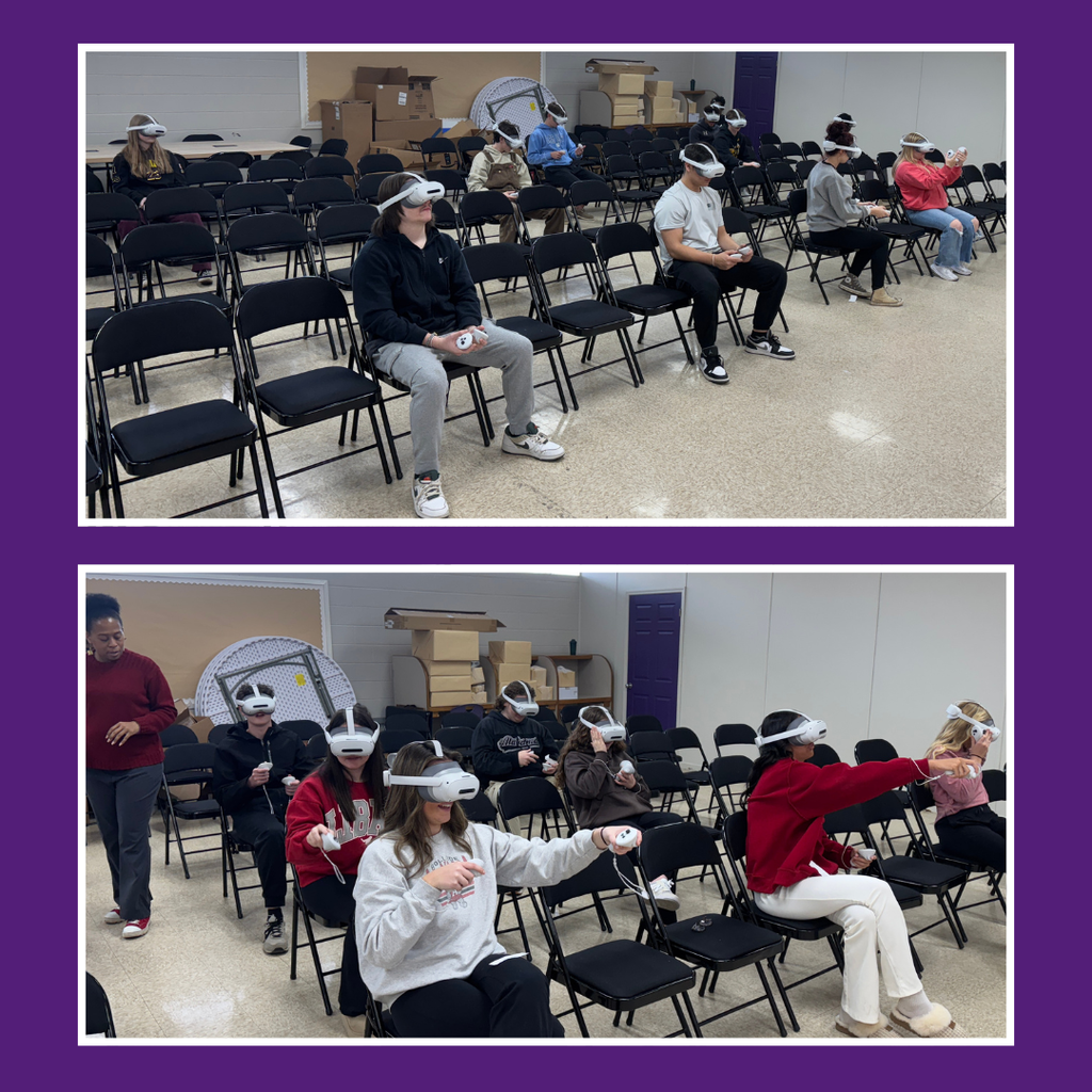 Students using VR headsets at HHS January 2026