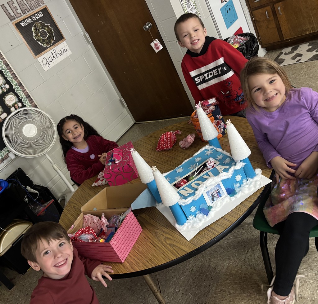 Kindergarten Valentine Boxes 